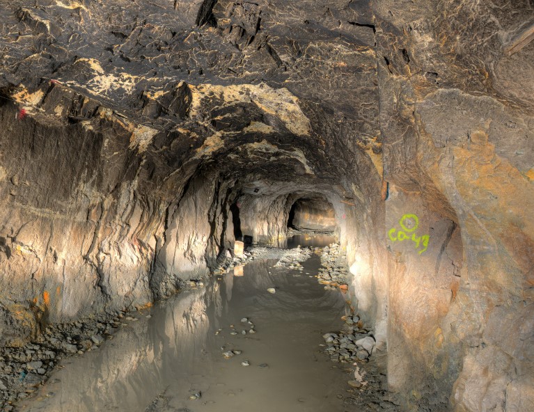 underground-mine